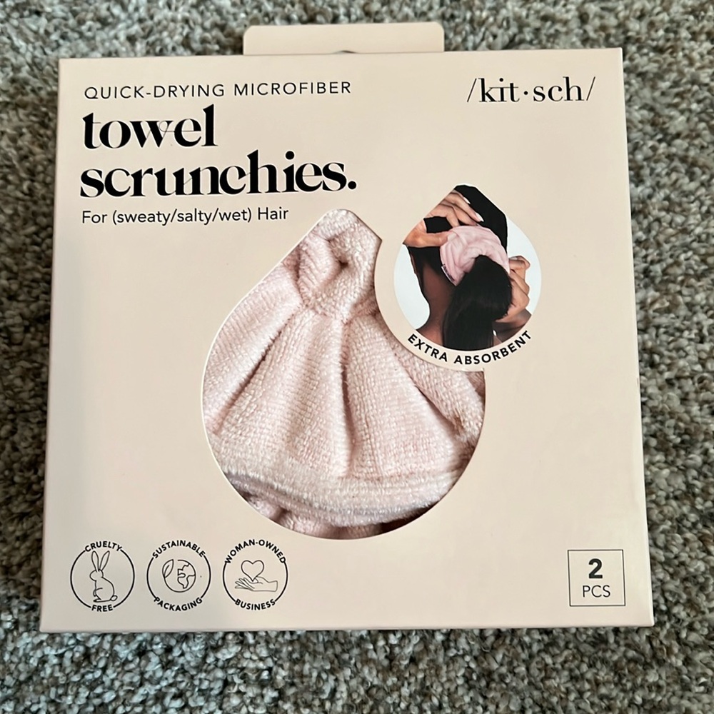*NWT*  Kitsch Microfiber Quick-Dry Towel Scrunchies 2pc - pink